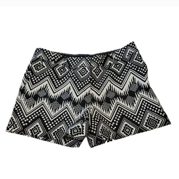 NEW Dalia Aztec Geometric Woven Shorts in Black Ikat Size 8 - Picture 1 of 5